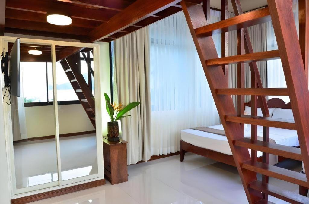 Ipil Suites エルニド エクステリア 写真